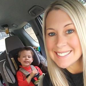 Meet your Posher, Nora